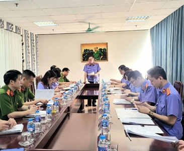 Phòng 8 - Viện KSND thành phố Hà Nội kiểm sát trực tiếp tại Nhà tạm giữ Công...